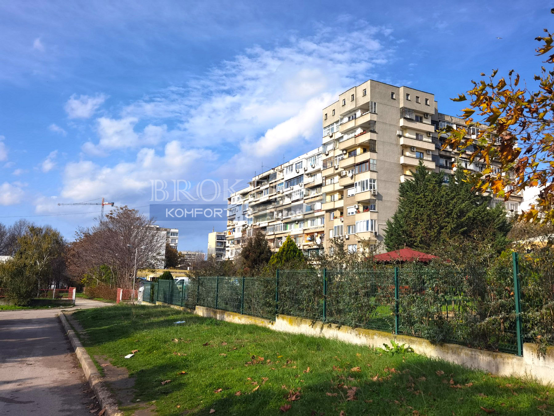 Двустаен апартамент в ж.к. Младост до "Ледената пързалка", гр. Варна