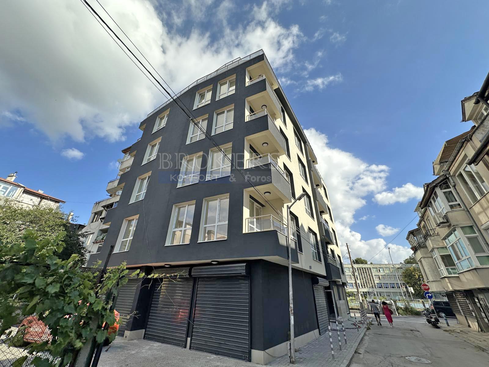 Тристаен апартамент с АКТ 16 в кв. Аспарухово