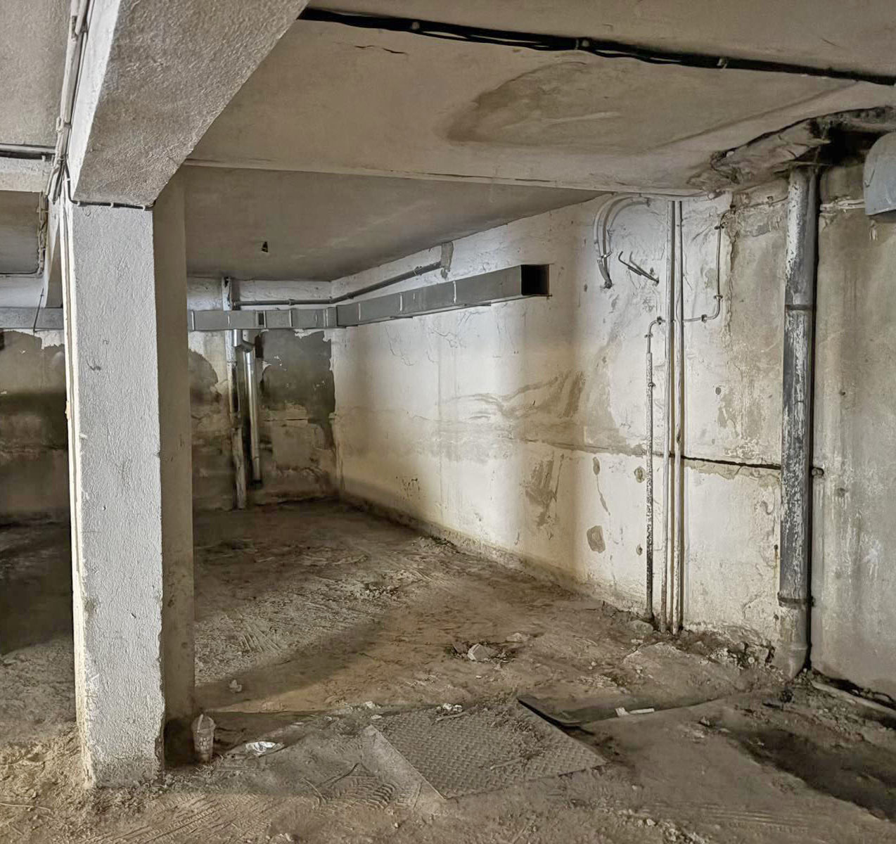 Подземен гараж в кв. Бриз 