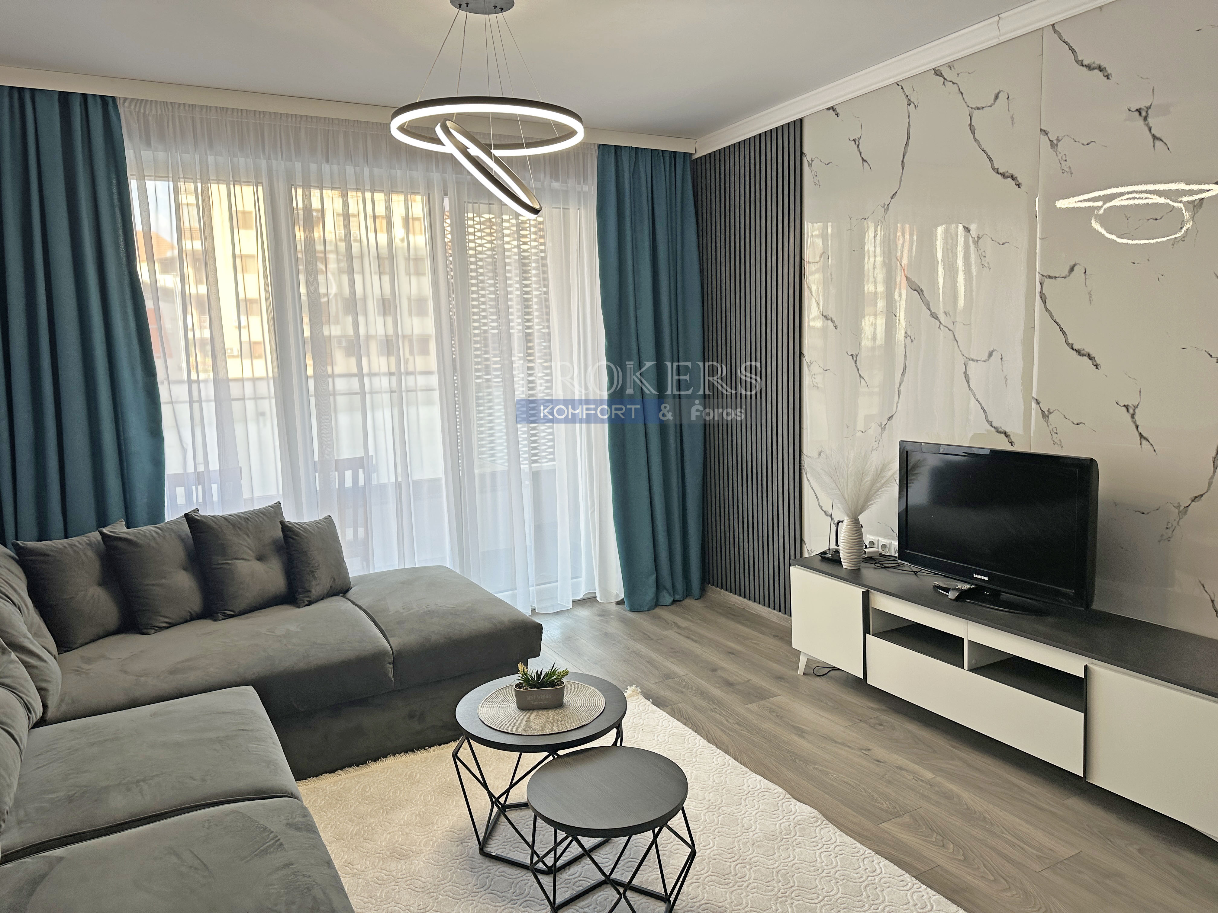 Двустаен апартамент под наем в кв. Възраждане 1 