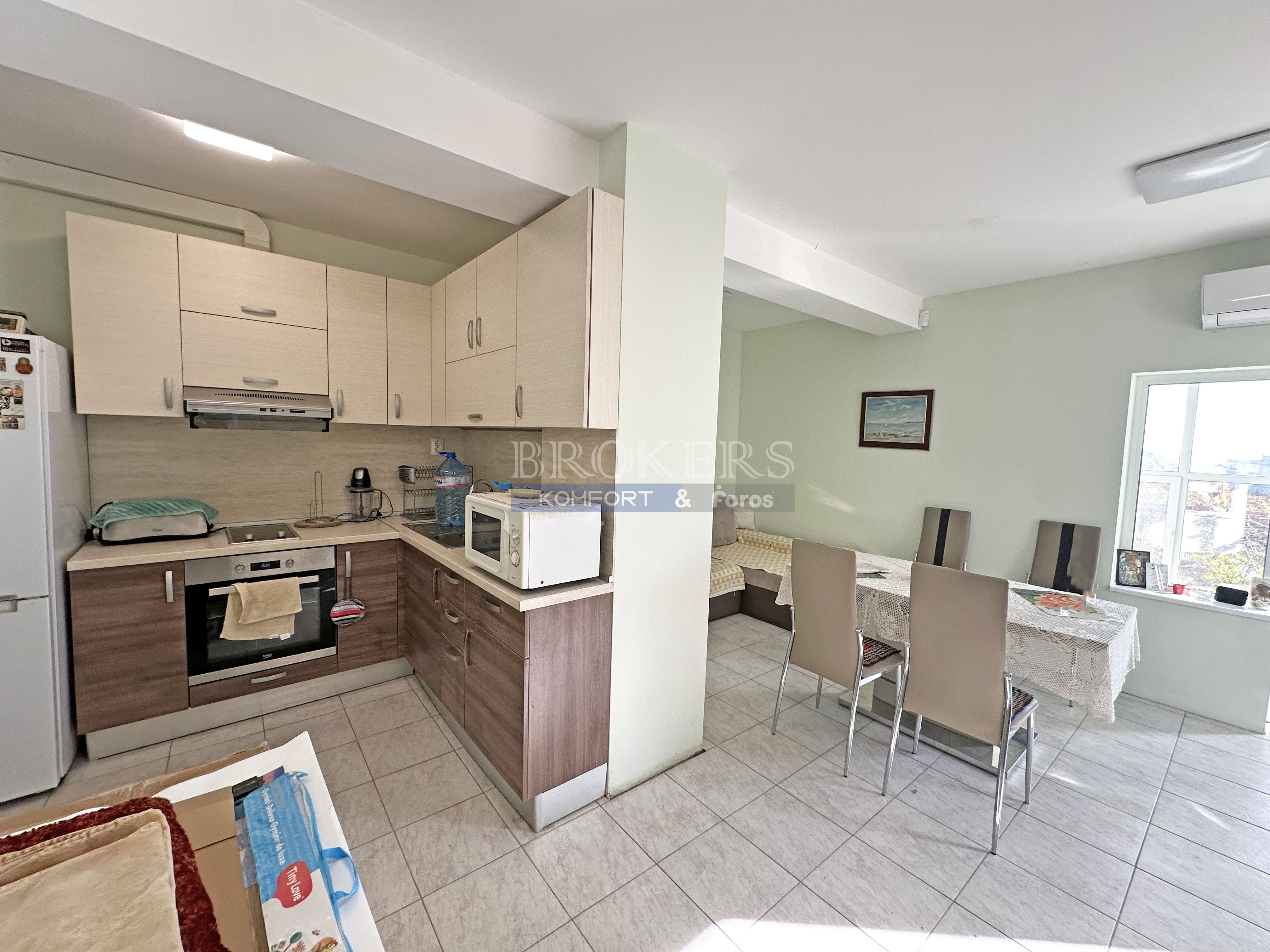 Обзаведена къща за продажба в м-ст Кочмар