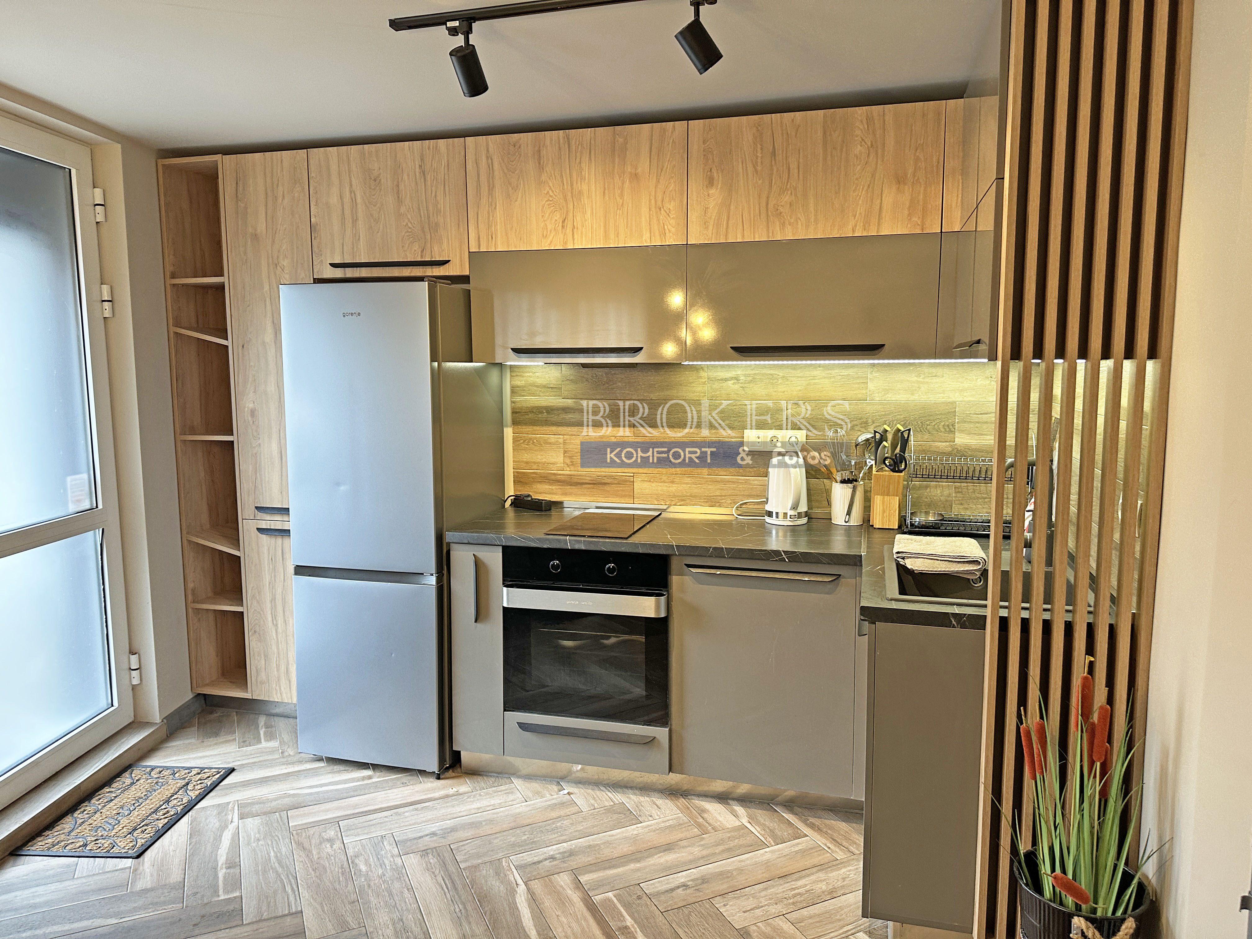    Офис за продажба – Колхозен пазар