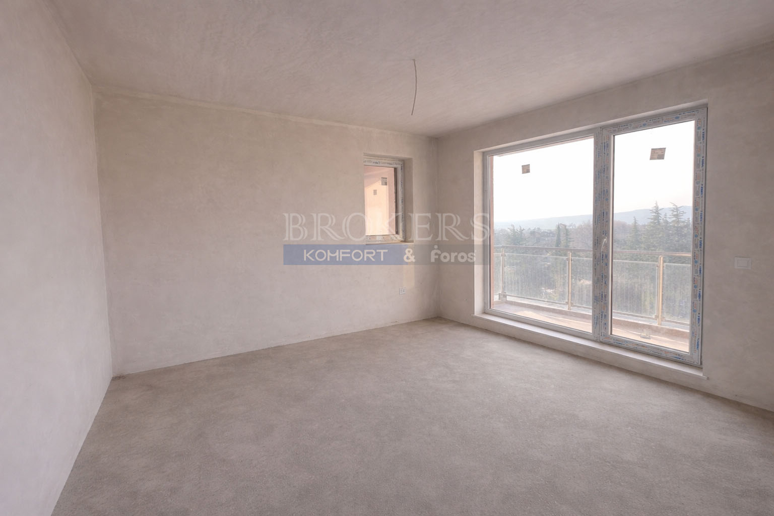 Двустаен апартамент в кв. Владислав Варненчик